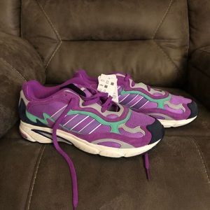 Adidas Temper Run Size:12  Color: Purple/Multi